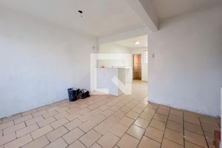 Sala de casa à venda com 3 quartos, 200m² em Vila Monumento, São Paulo