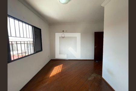 Quarto 1 de casa para alugar com 4 quartos, 136m² em Parque Ipe, São Paulo