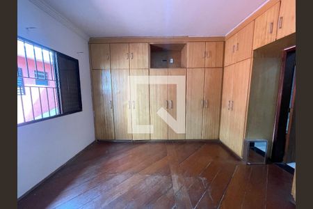 Quarto 2 de casa para alugar com 4 quartos, 136m² em Parque Ipe, São Paulo