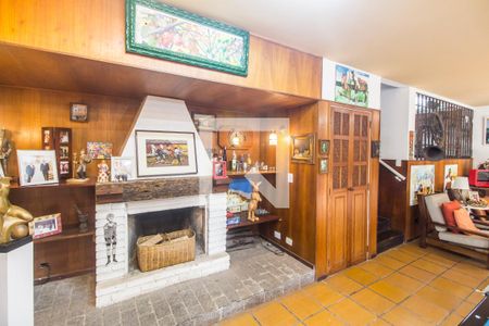 Sala de casa de condomínio à venda com 3 quartos, 250m² em Residencial Tres (alphaville), Santana de Parnaíba