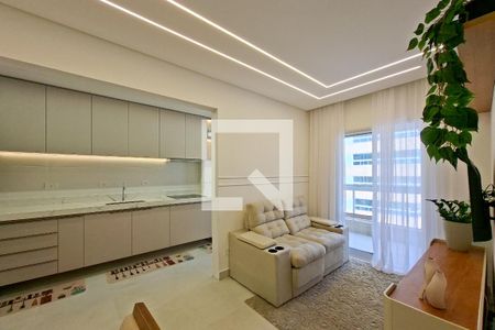 Sala de apartamento para alugar com 2 quartos, 67m² em Canto do Forte, Praia Grande