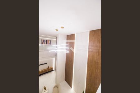 Hall social de apartamento à venda com 2 quartos, 64m² em Centro Comercial Jubran, Barueri