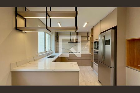 Cozinha de apartamento à venda com 3 quartos, 280m² em Jardim Paulistano, São Paulo