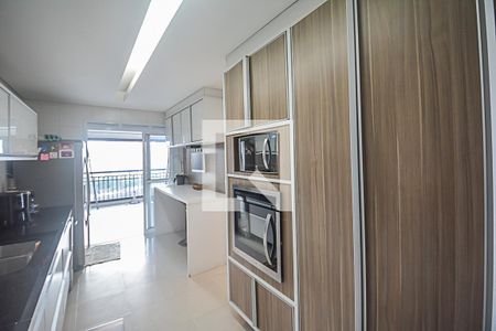Cozinha de apartamento à venda com 3 quartos, 180m² em Nova Petrópolis, São Bernardo do Campo