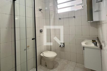 Banheiro da Suíte de apartamento para alugar com 1 quarto, 55m² em José Menino, Santos
