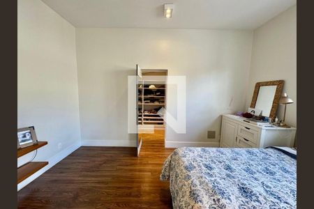 Quarto de casa à venda com 3 quartos, 265m² em Vila Nova Conceição, São Paulo