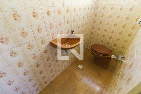 Lavabo de casa para alugar com 2 quartos, 180m² em Cidade Líder, São Paulo