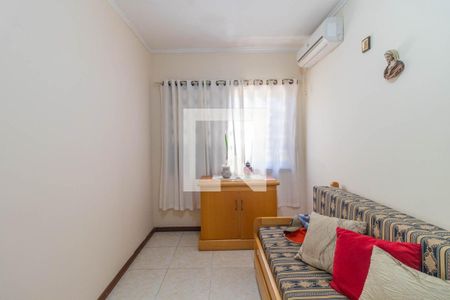 Quarto 1 de casa à venda com 4 quartos, 258m² em Espírito Santo, Porto Alegre