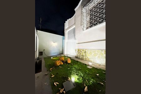 Entrada de casa à venda com 2 quartos, 592m² em Santa Tereza, Belo Horizonte