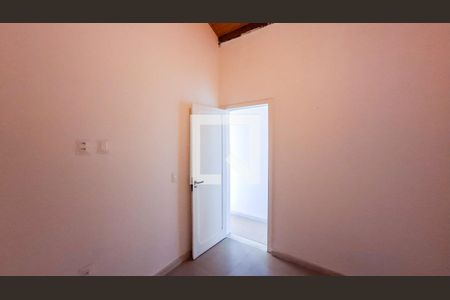 Quarto de casa à venda com 2 quartos, 592m² em Santa Tereza, Belo Horizonte