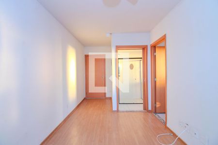 Sala de apartamento para alugar com 1 quarto, 46m² em Rubem Berta, Porto Alegre
