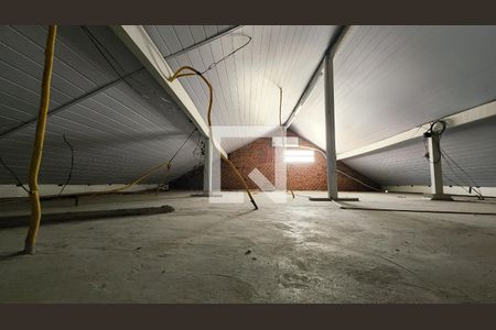 Sótão de casa à venda com 4 quartos, 600m² em Caxambu, Jundiaí