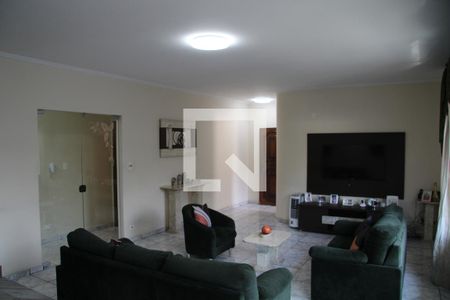 Sala de casa à venda com 5 quartos, 585m² em Vila Rosalia, Guarulhos