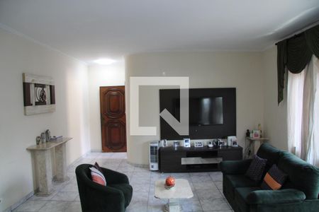 Sala de casa à venda com 5 quartos, 585m² em Vila Rosalia, Guarulhos