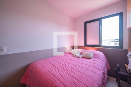 Quarto 1 de apartamento para alugar com 2 quartos, 53m² em Jardim Oriental, São Paulo
