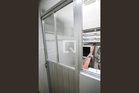 Área de Serviço de apartamento para alugar com 1 quarto, 46m² em Canto do Forte, Praia Grande