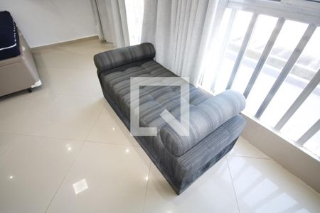 Sala/Quarto de apartamento para alugar com 1 quarto, 46m² em Canto do Forte, Praia Grande