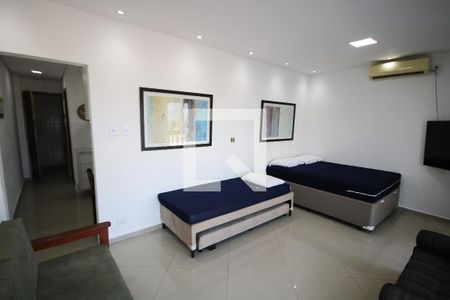 Sala/Quarto de apartamento para alugar com 1 quarto, 46m² em Canto do Forte, Praia Grande