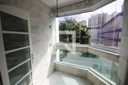 Varanda de apartamento para alugar com 2 quartos, 80m² em Vila Tupi, Praia Grande