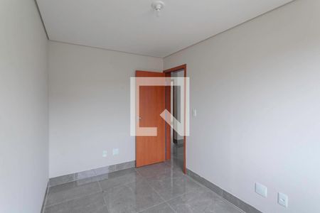 Quarto 2 de apartamento para alugar com 3 quartos, 135m² em Planalto, Belo Horizonte