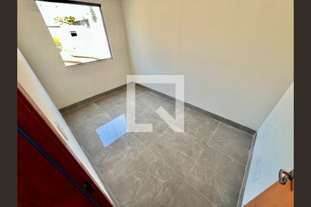 Quarto 2 de apartamento para alugar com 3 quartos, 135m² em Planalto, Belo Horizonte
