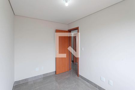 Quarto 1 de apartamento para alugar com 3 quartos, 135m² em Planalto, Belo Horizonte