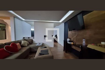 Casa à venda com 3 quartos, 306m² em Conjunto Habitacional Sao Fernando, São Bernardo do Campo