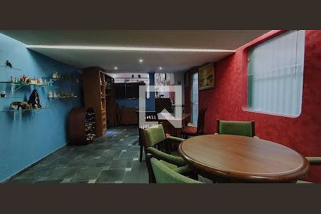 Casa à venda com 3 quartos, 570m² em Santa Terezinha, São Bernardo do Campo