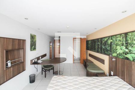 Sala/Quarto de apartamento para alugar com 1 quarto, 32m² em Centro, Nova Iguaçu