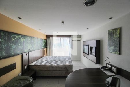 Sala/Quarto de apartamento para alugar com 1 quarto, 32m² em Centro, Nova Iguaçu