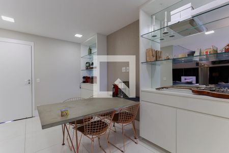 Sala de jantar de apartamento à venda com 3 quartos, 220m² em Santa Teresinha, São Paulo