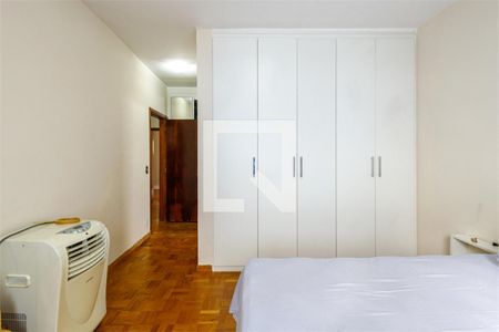 Casa à venda com 3 quartos, 195m² em Jardim Marajoara, São Paulo