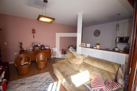 Sala de casa à venda com 3 quartos, 350m² em Penha de França, São Paulo