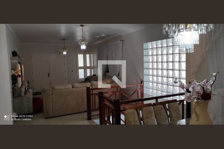 Sala de casa à venda com 3 quartos, 1100m² em Rondônia, Novo Hamburgo