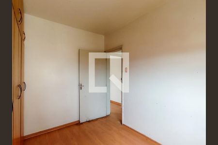Quarto 1 de apartamento à venda com 2 quartos, 64m² em Santo Antônio, Porto Alegre
