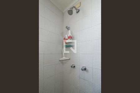 Banheiro de apartamento à venda com 1 quarto, 44m² em Petrópolis, Porto Alegre