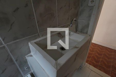 Banheiro Social de casa para alugar com 1 quarto, 60m² em Vila Sapopemba, São Paulo