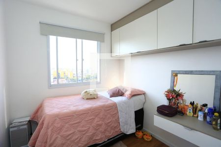 Quarto 1 de apartamento para alugar com 2 quartos, 41m² em Parque Arariba, São Paulo