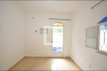 Sala de casa para alugar com 1 quarto, 50m² em Campo Grande, Rio de Janeiro