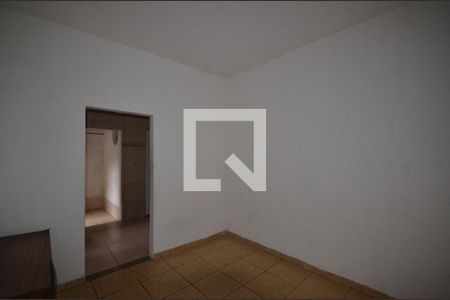 Quarto de casa para alugar com 1 quarto, 50m² em Campo Grande, Rio de Janeiro