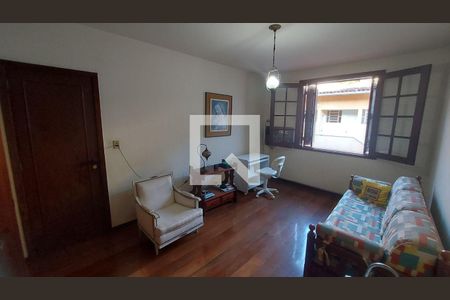 Casa à venda com 5 quartos, 360m² em São Francisco, Niterói