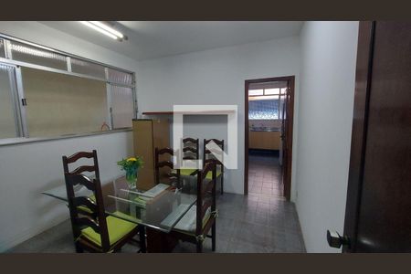 Casa à venda com 5 quartos, 360m² em São Francisco, Niterói