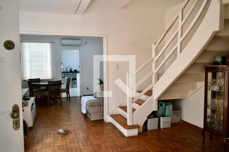 Sala de casa para alugar com 3 quartos, 350m² em Vila Mariana, São Paulo