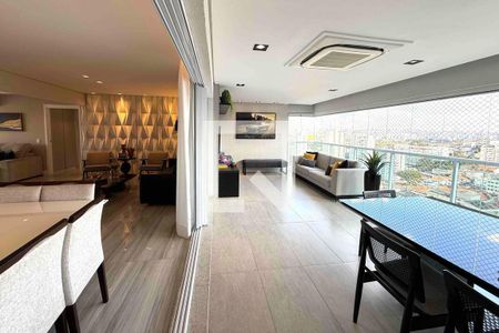 Apartamento à venda com 3 quartos, 220m² em Santa Teresinha, São Paulo