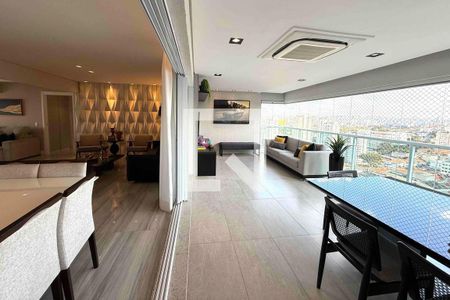 Apartamento à venda com 3 quartos, 220m² em Santa Teresinha, São Paulo