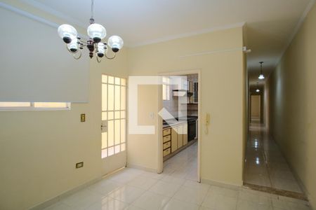 Sala de Jantar de casa para alugar com 4 quartos, 130m² em Vila Granada, São Paulo