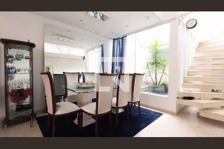 Casa à venda com 3 quartos, 260m² em Vila Prudente, São Paulo