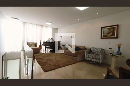 Casa à venda com 3 quartos, 260m² em Vila Prudente, São Paulo