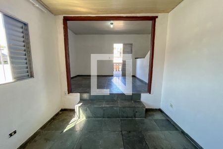 Sala 2 de casa para alugar com 2 quartos, 120m² em Vila Zat, São Paulo