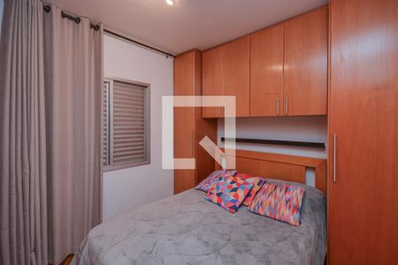 Quarto 1 de apartamento à venda com 2 quartos, 53m² em Jardim Ubirajara, São Paulo